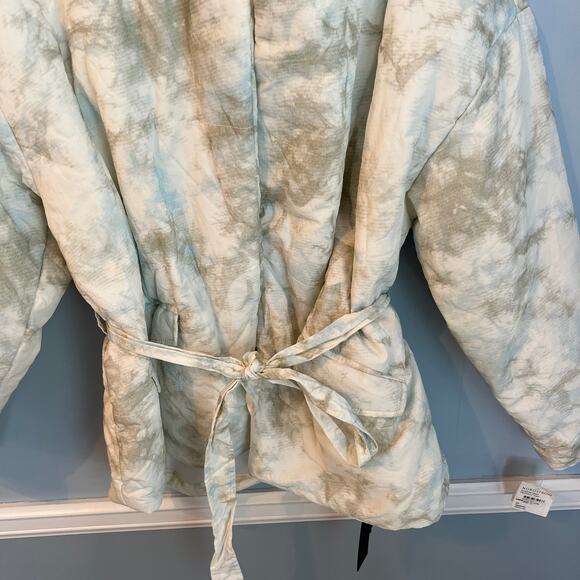 Blank NYC NWT Perfect Day Jacket Belted Puffer Winter Coat Size Small - Picture 12 of 16